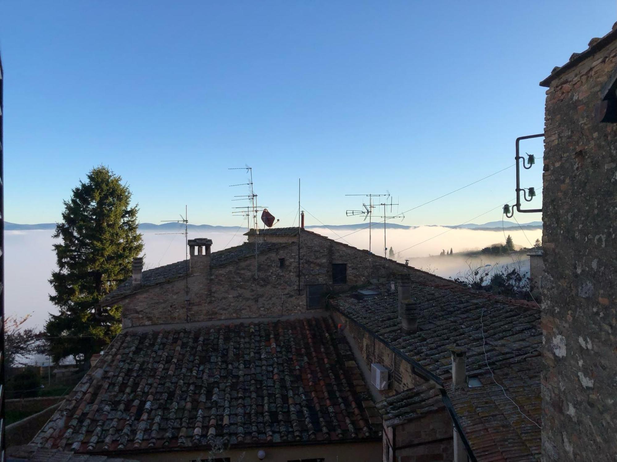 Casa Nel Centro Storico Lägenhet San Gimignano Exteriör bild